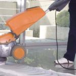 décapage à la mono-brosse